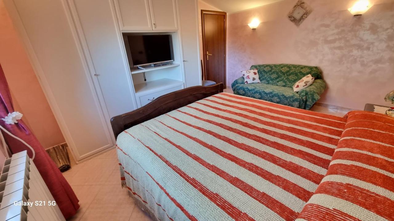 Lilly'S House Villa Кастел ди Сангро Екстериор снимка